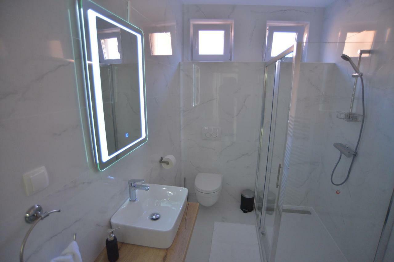 Apartman Lena Đakovo Exterior photo